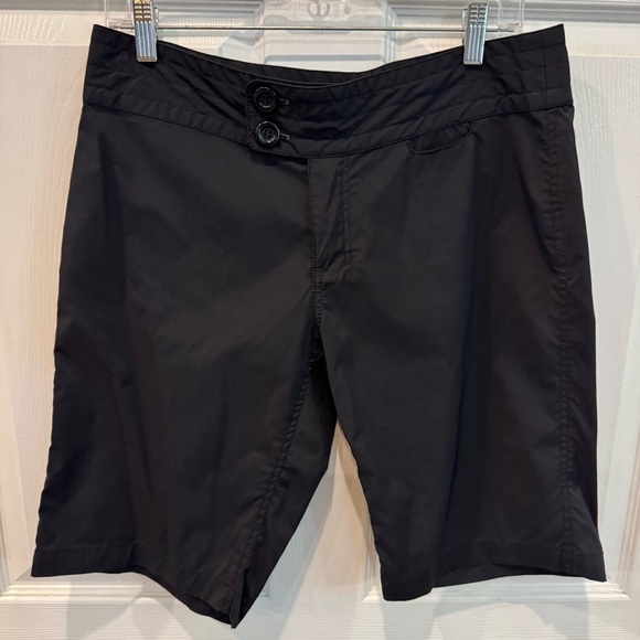 Kavu Pants - Kavu Nylon Womens Shorts Size 6 11" Inseam 2 Button Waist Black Outdoor Nylon